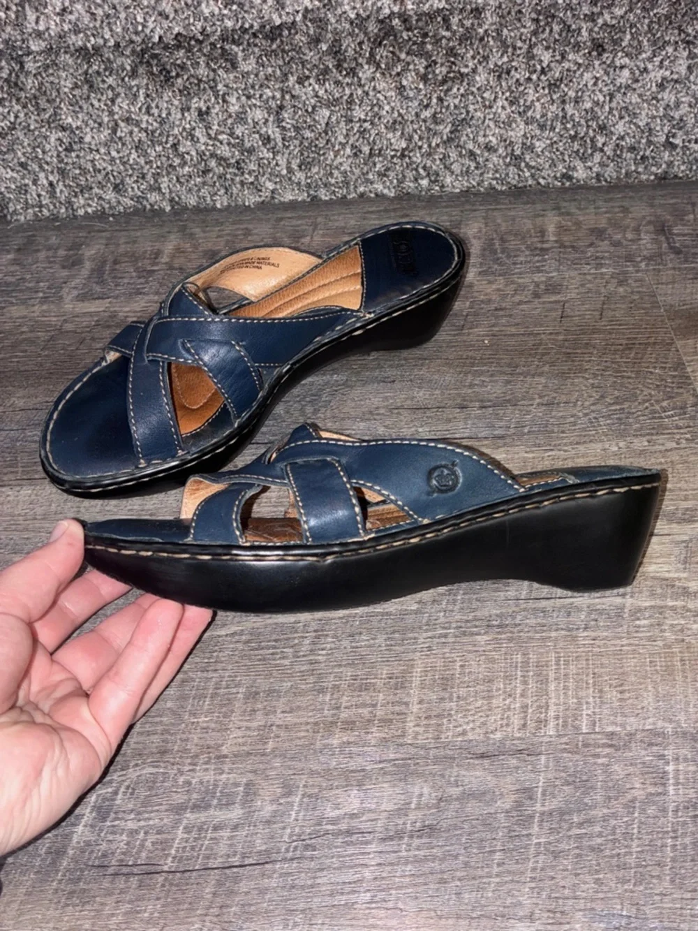 Born Womens Navy Blue Leather Strappy Wedge Slide Sandals W4046 - size 8